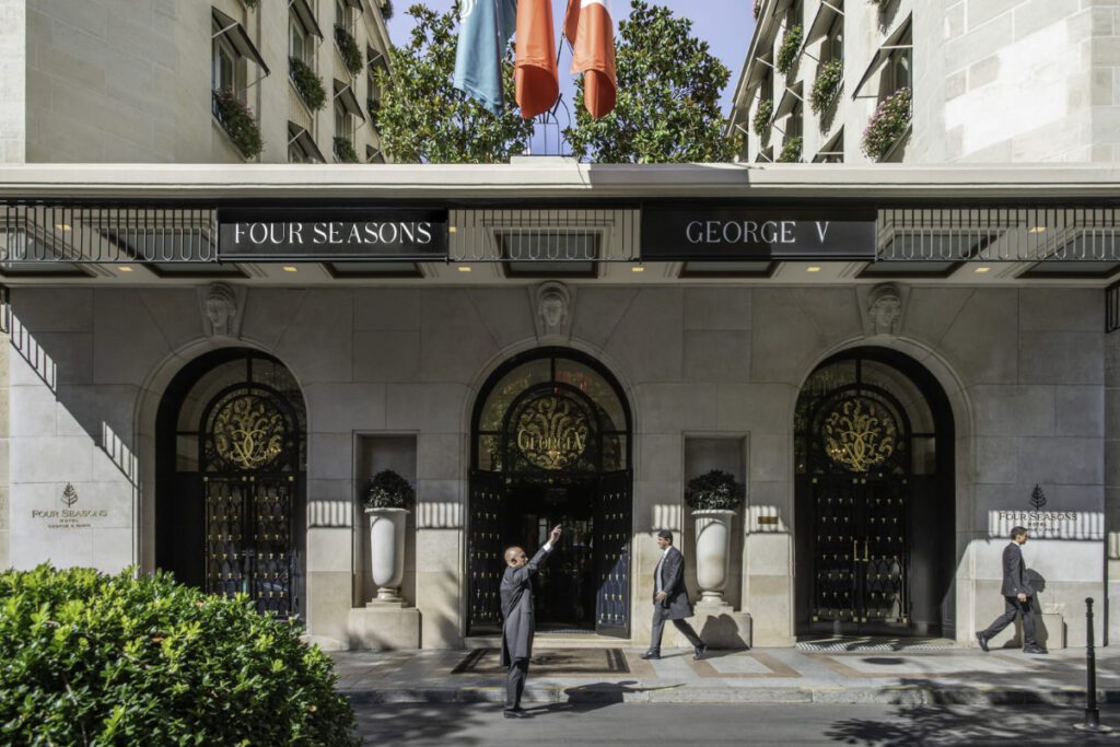 entrance to the four seasons hotel george v paris