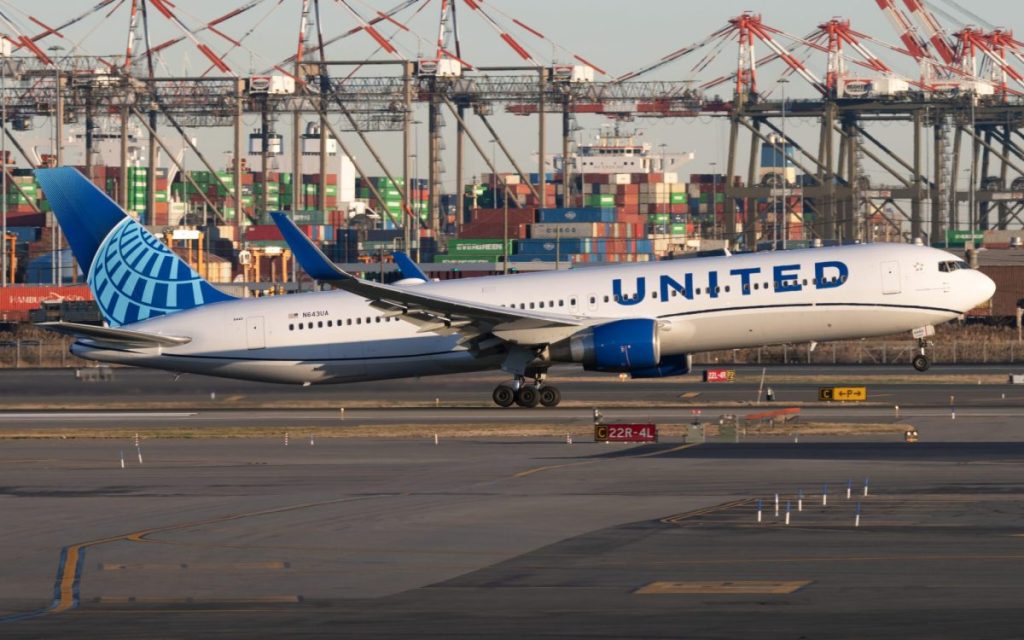 Fewer Flights, Higher Fares, More Travelers: The July 4 Squeeze