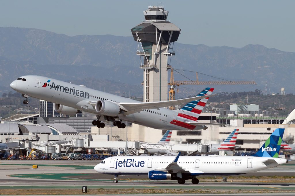 An American Airlines Boeing 787-9 Dreamliner at Los Angeles Airport