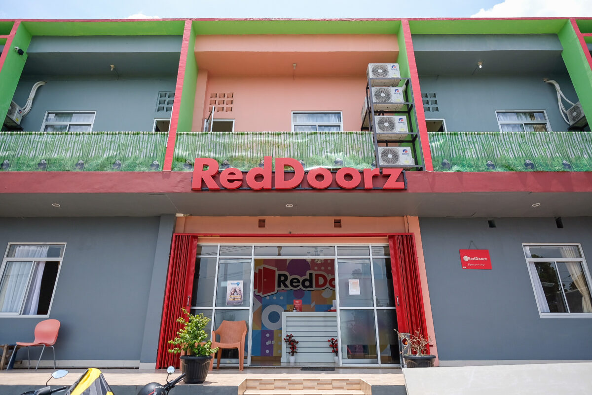 RedDoorz