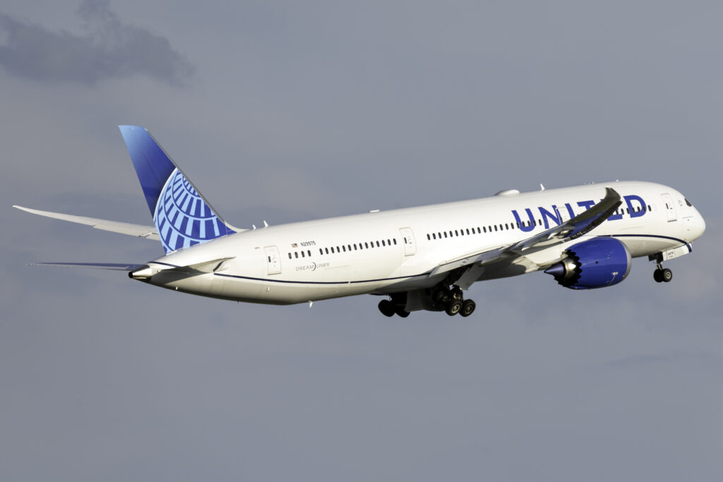 N29975 United Airlines Boeing 787 9 Dreamliner 1