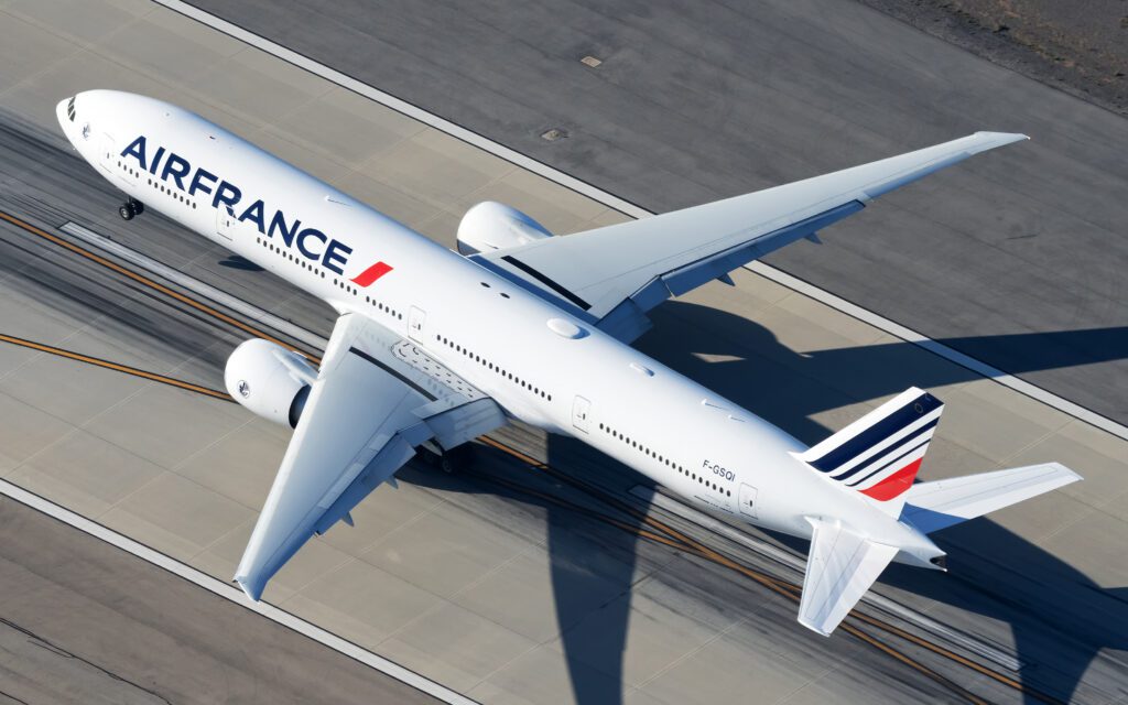 F GSQI Air France Boeing 777 328ER 1