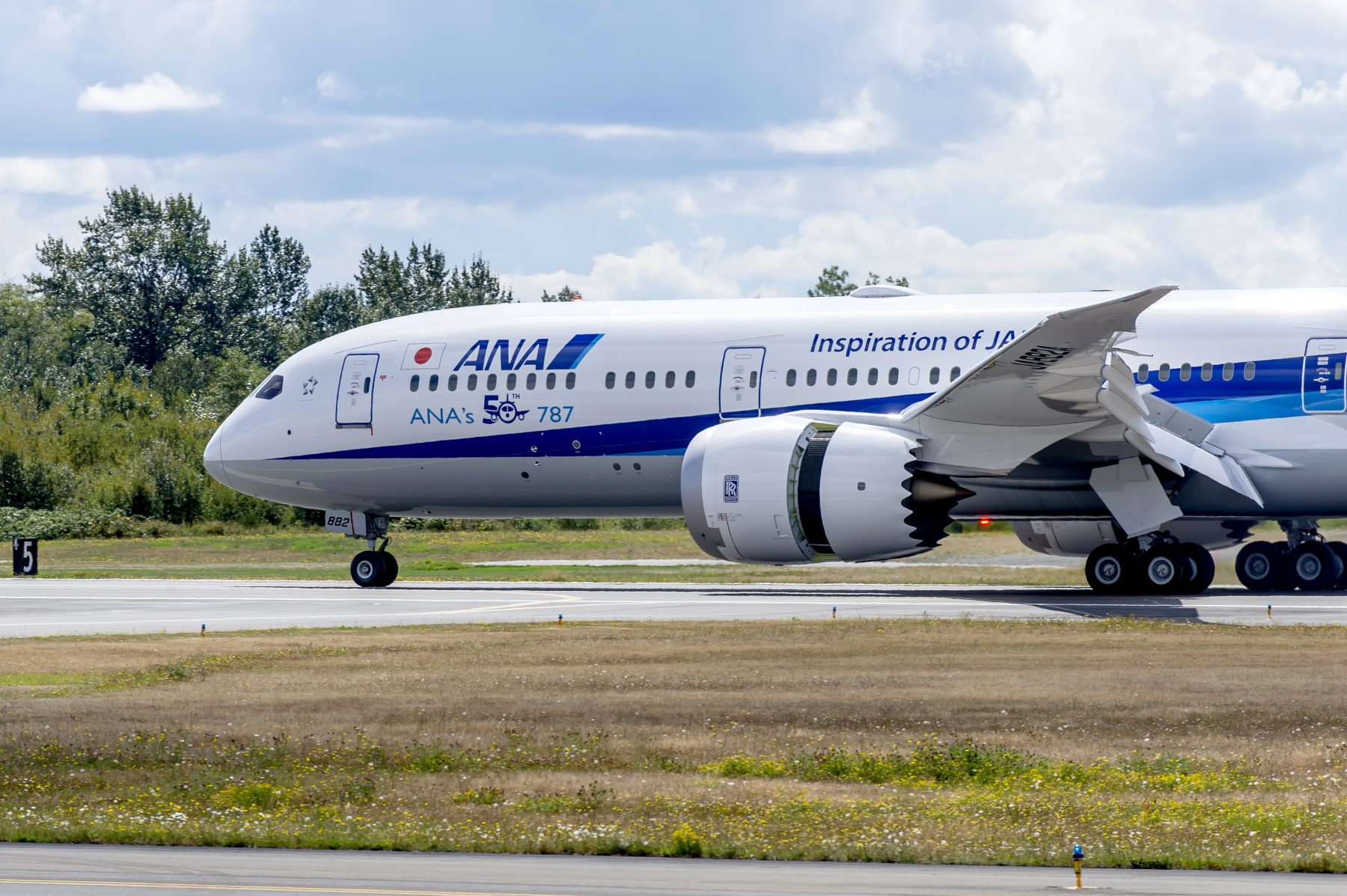 An All Nippon Airways Boeing 787-9 Dreamliner.