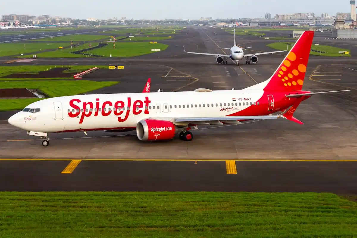 Planes on runway at the Mumbai Airport.