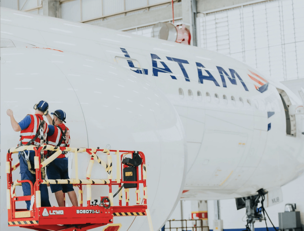 Lufthansa's Sharkskin Coating on Planes Reduces Tons of Emissions – Here's How it Works