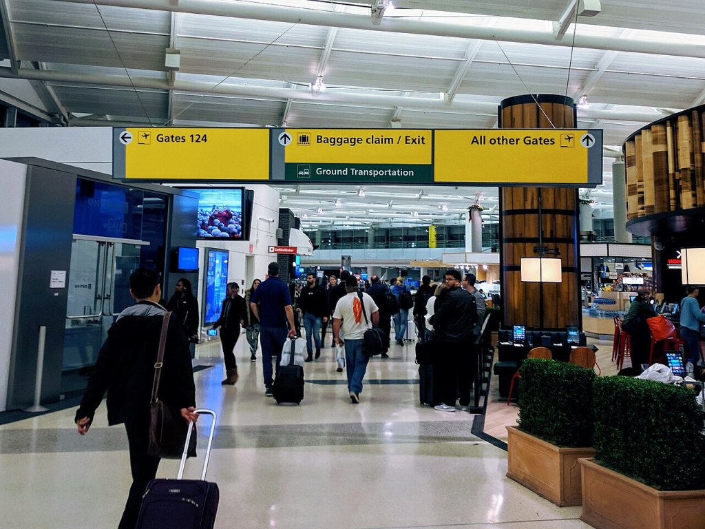 Travel Industry Warns Against DHS Threat to Halt Customs at ‘Sanctuary Cities'